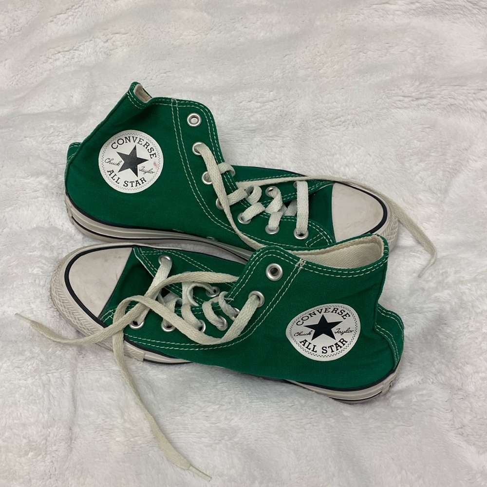 Green Converse